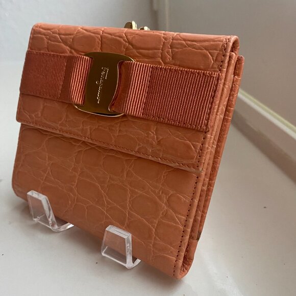 Salvatore Ferragamo Bifold Wallet – Vala Ribbon | Coral/Peach | Compact & Elegan - Picture 2 of 8